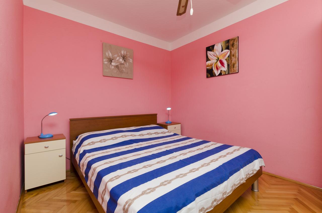 Apartments Luka ロゴズニッツァ エクステリア 写真